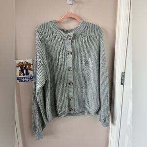 Zenana Outfitters Oversized Button Up Sweater Size Small